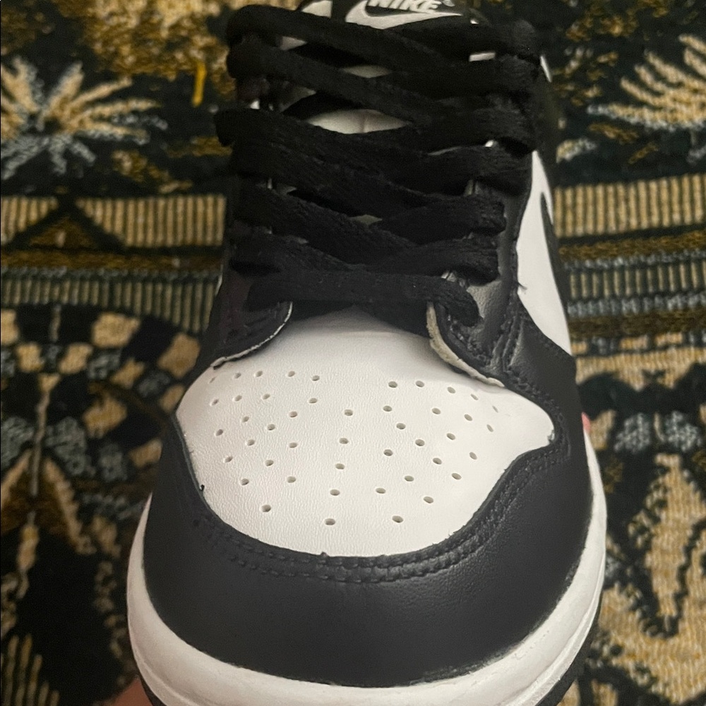 Nike panda dunks - Picture 2 of 4